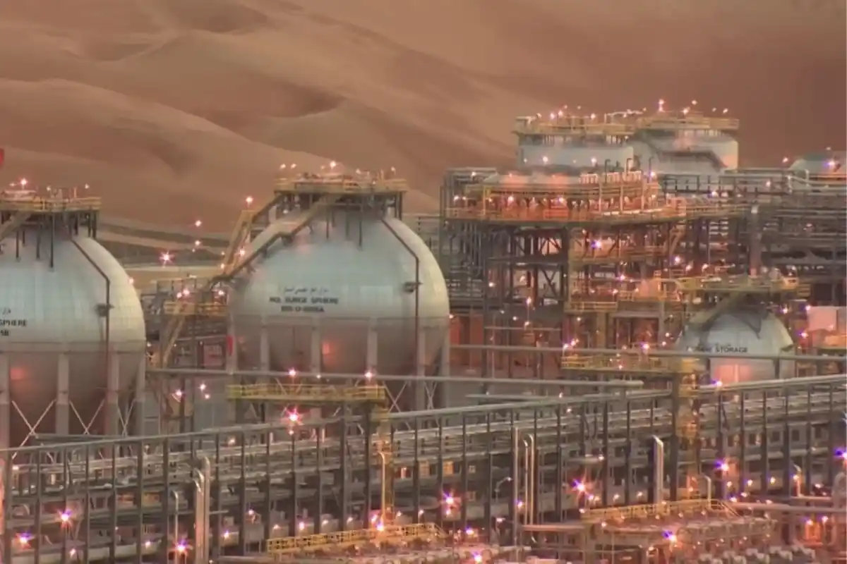 Oil and gas manpower supply Saudi Arabia refinery