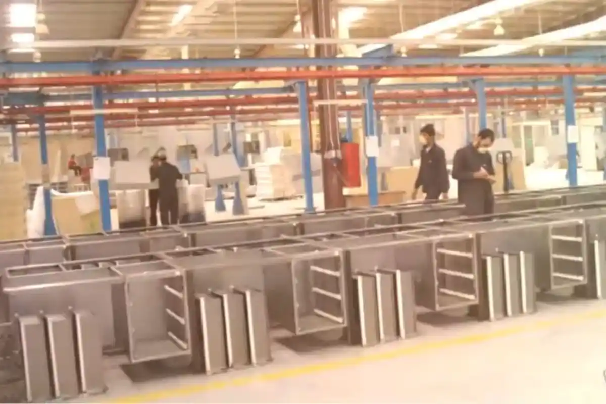 Industrial manpower supply Saudi Arabia factory workers
